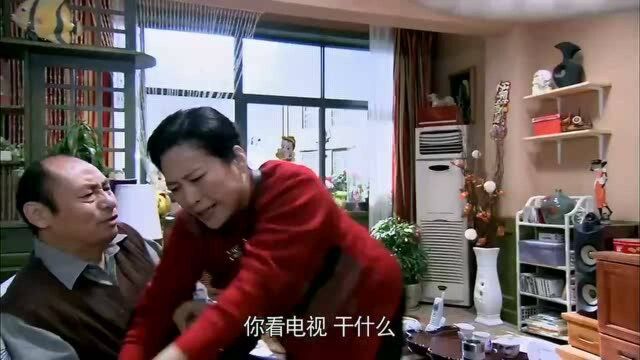 母亲想给儿子买房,去银行一查存款,哪料卡全被父亲挂失了