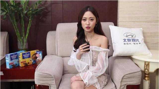 《斗鱼LIVE音乐擂台》主播云小朵MM采访,带病坚持发挥最好状态