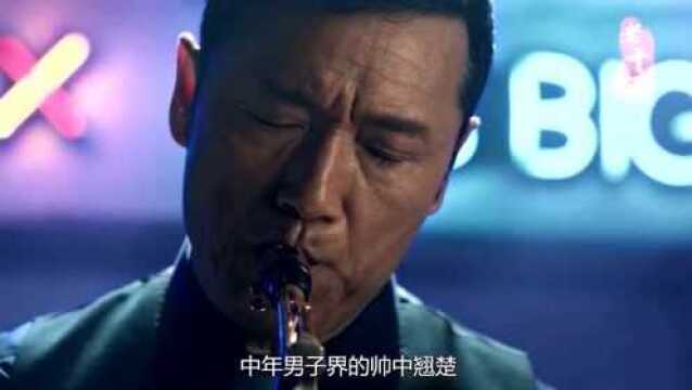 苗侨伟凭《射雕英雄传》杨康一角走红,与戚美珍恩爱30年!