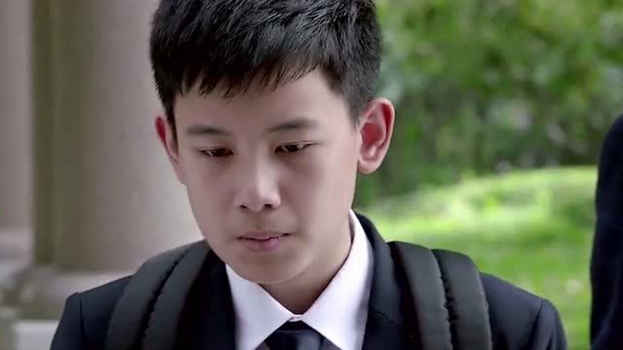 刘小宇与后妈发生争执想补救差点酿成大错惹爸爸生气朵朵生气帮忙解释