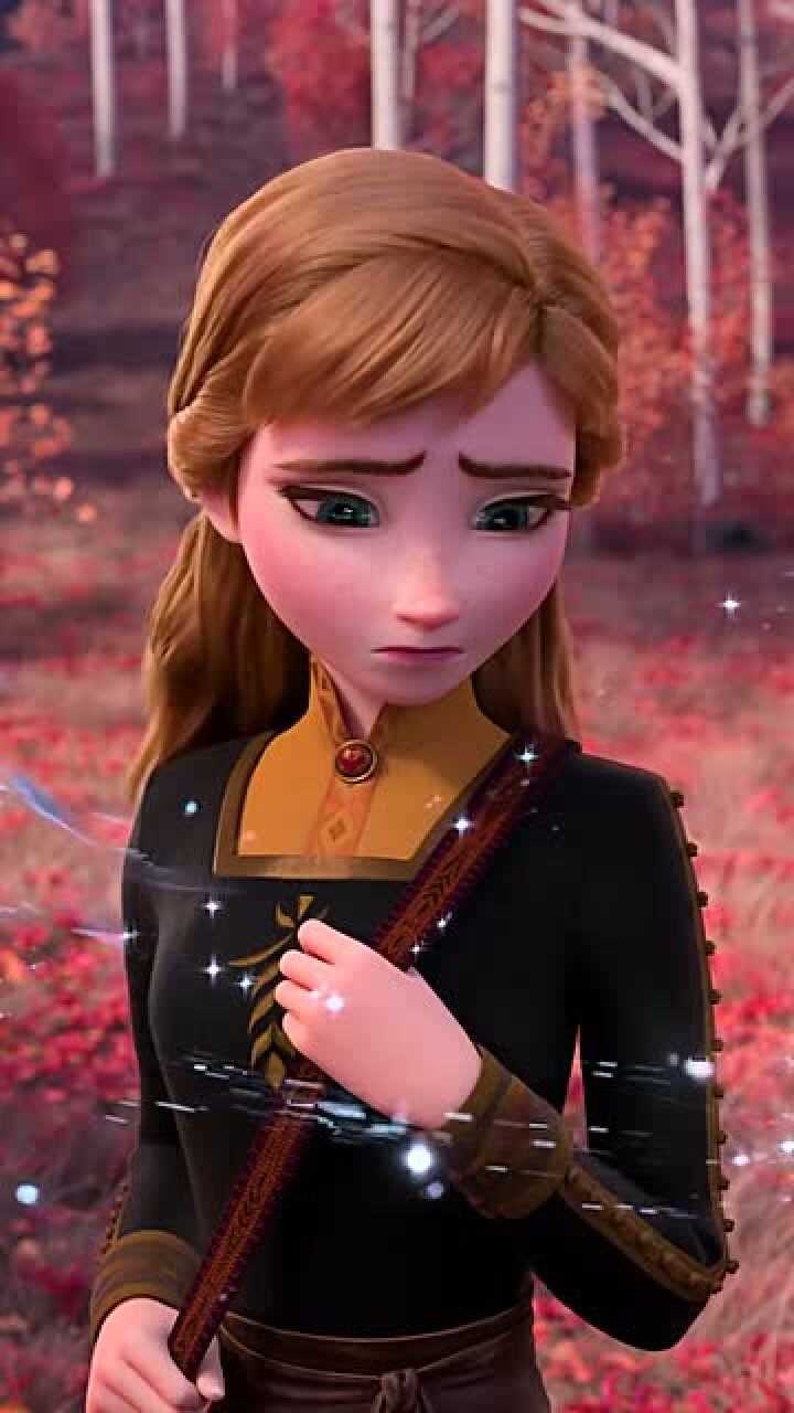 安娜看到姐姐艾莎,原来艾莎还活着,哭的稀里哗啦