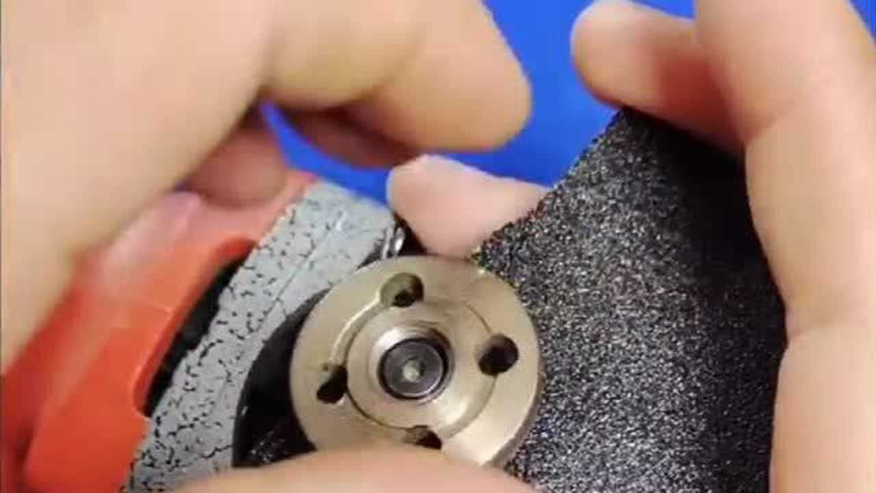 手持切割机安装切割片的正确方法你学会了吗