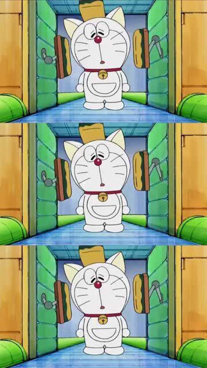 原来哆啦a梦是黄色的后来因为被老鼠咬到了耳朵眼泪又冲掉了身上的