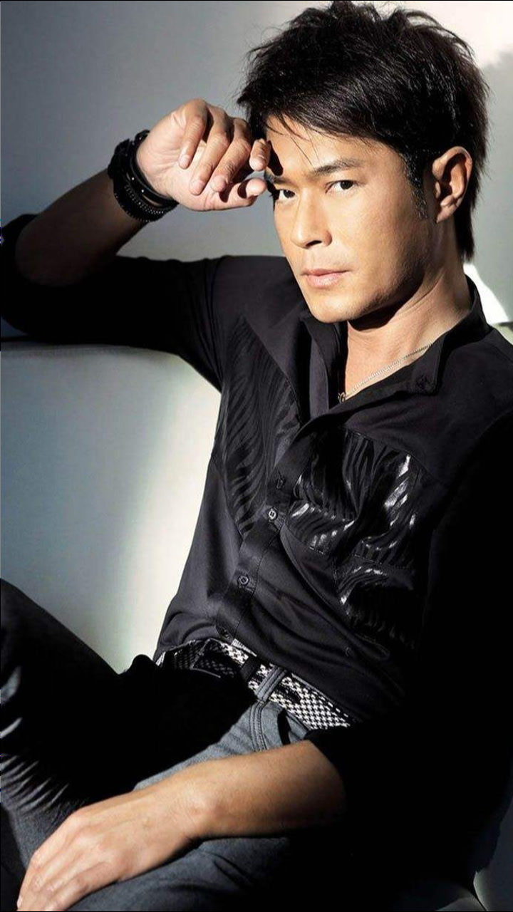 古天乐抽烟的姿势,是不是特别帅气?