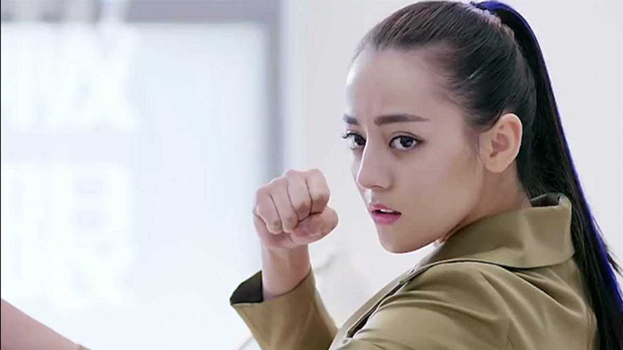 就喜欢关小迪这么拽的性格怼起人来一套一套的看起来真过瘾