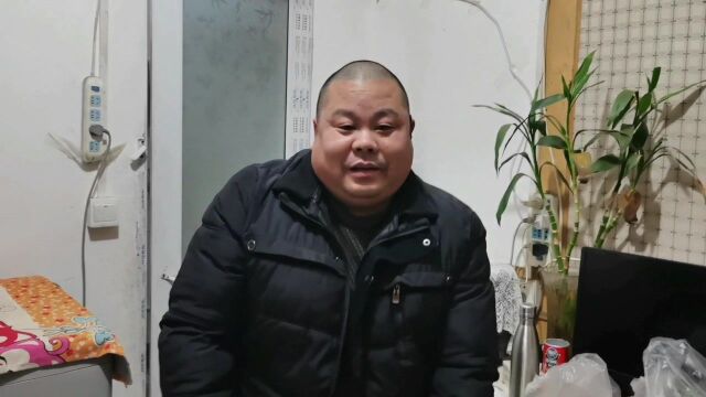 胖哥晚上做代驾,看他一晚上能挣多少钱?