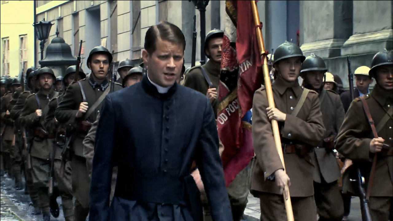 气势恢宏的大场面《华沙保卫战》波兰军队被苏联人撵的跟兔子似的_腾