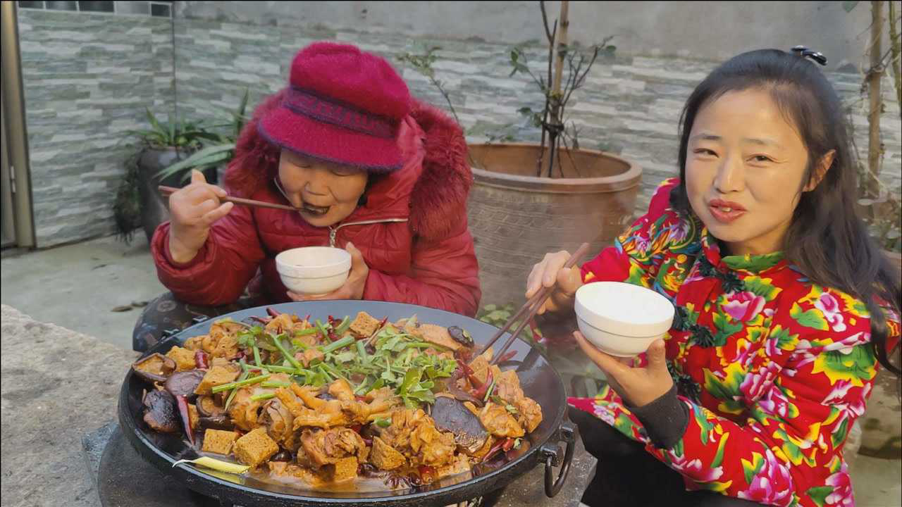 公婆都爱吃,边吃边聊1锅吃光光真过瘾2021年1月16日发布乡土小峰