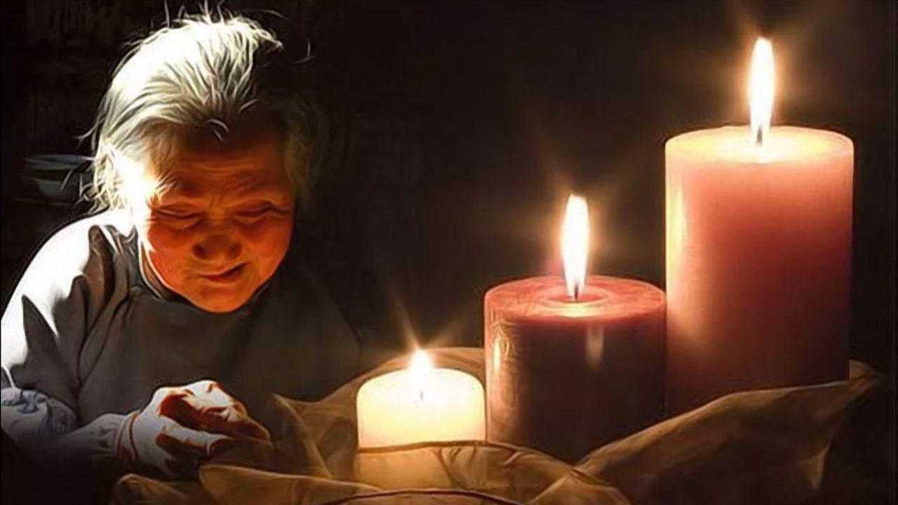 毛阿敏《烛光里的妈妈》太感人,每次听到都情不自禁泪眼朦胧