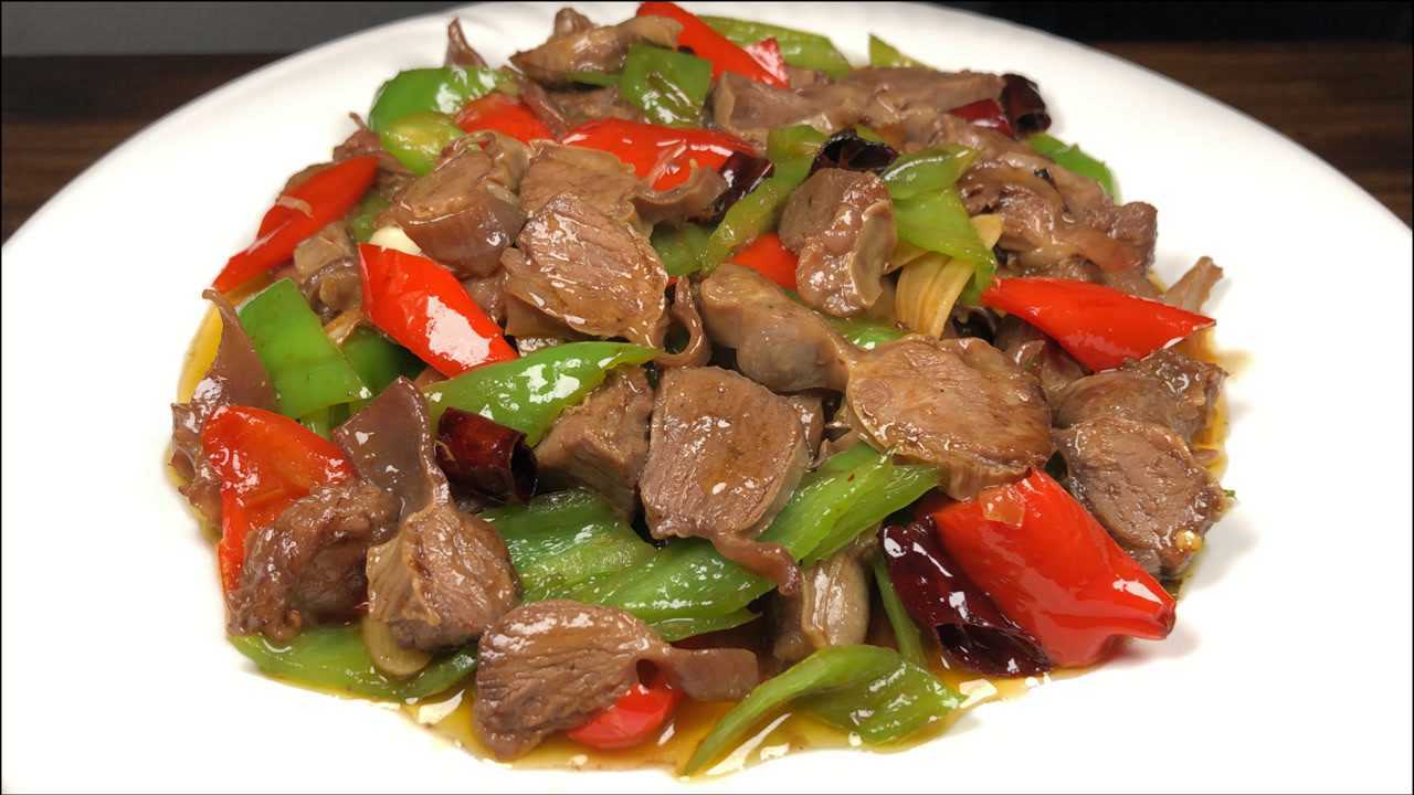 护心肉学会这样做,肉烂筋多有嚼头,年夜饭必备下酒硬菜