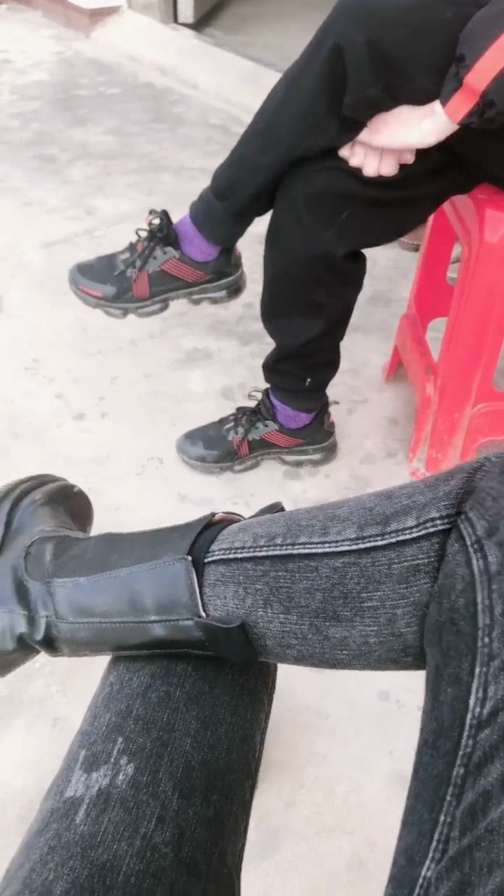 媒婆我想跟你聊聊你给我介绍个34岁的大叔是什么个意思?