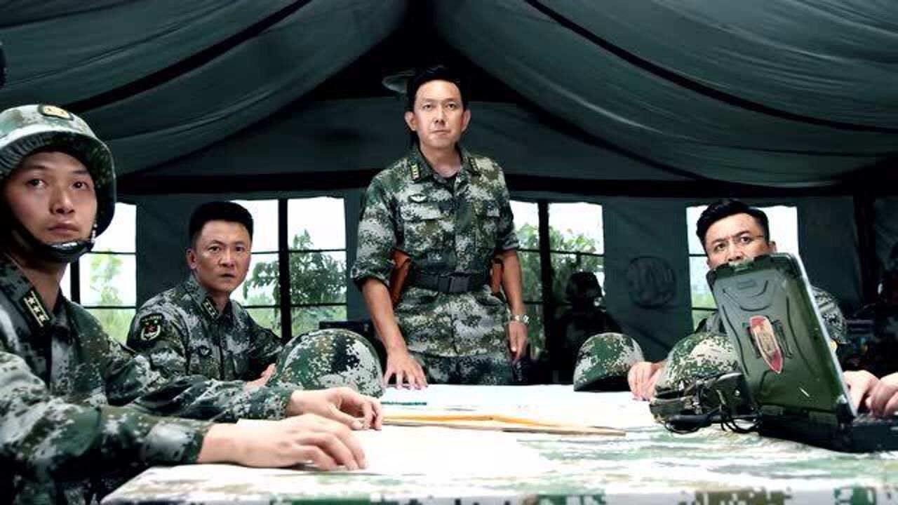 蓝军出击蓝军处于弱势红军能一口气赢到最后吗韩鹏会有什么反击手段