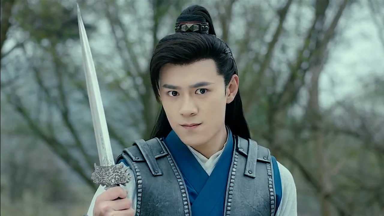 墓王之王真人版少年意外寻得宝剑却被龙虾怪袭击