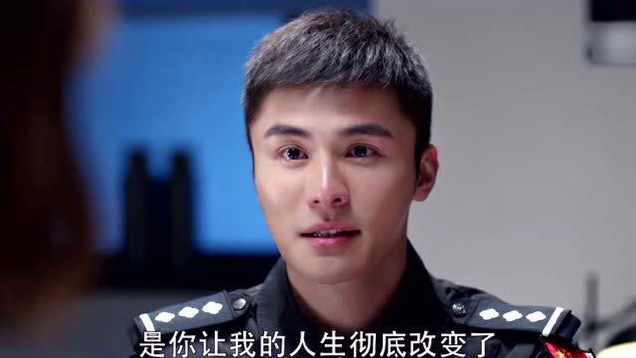 城池营垒束文波求婚小夏竟被自己感动哭了阮青夏傻狍子