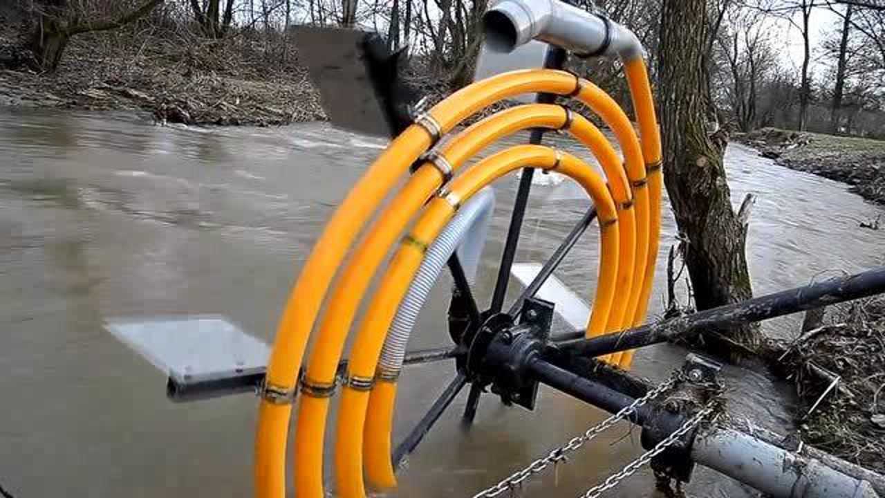 阿基米德螺旋水车比传统水车效率更高