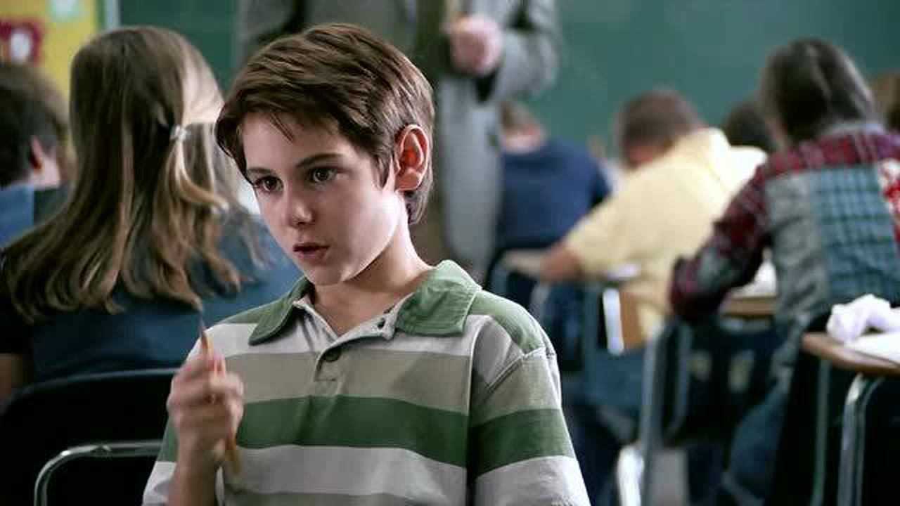 《叫我第一名》一部高分励志电影,男孩天生患有怪病,永不放弃将赢得