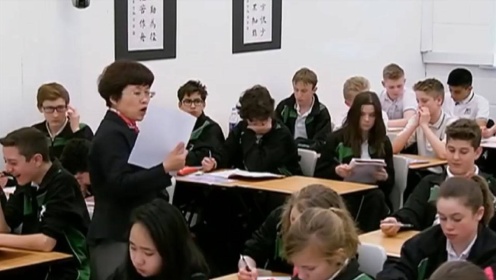 中式教育PK西式教育谁更强？中国老师仅用30天，就用成绩打了英国人的脸！
