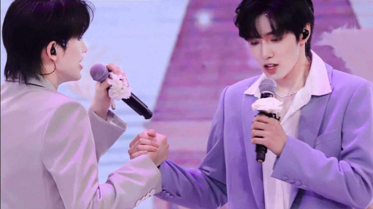 时代少年团文轩太有默契,刘耀文一个眼神宋亚轩就能读懂!