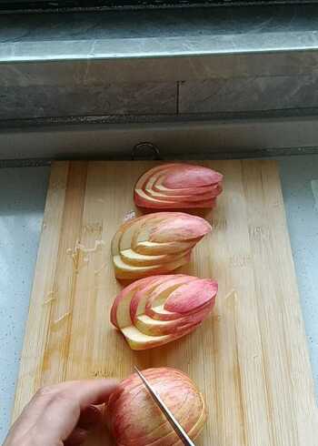 苹果的两种花样切法,你学废了吗?