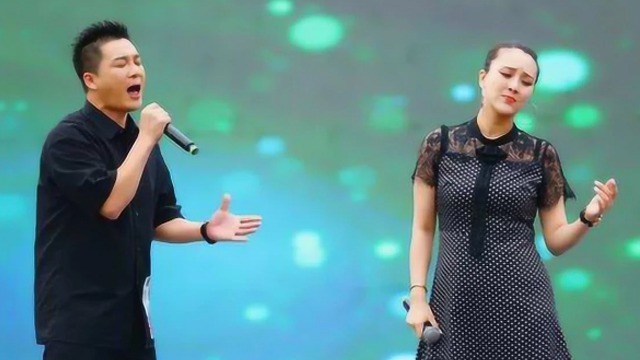 杨帆和妻子杨子一翻唱怒放的生命开口摇滚范十足惊艳全场