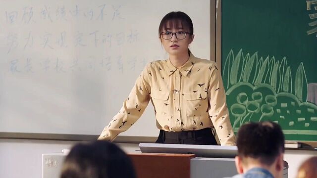 学校开家长会有孩子的父母学会了吗