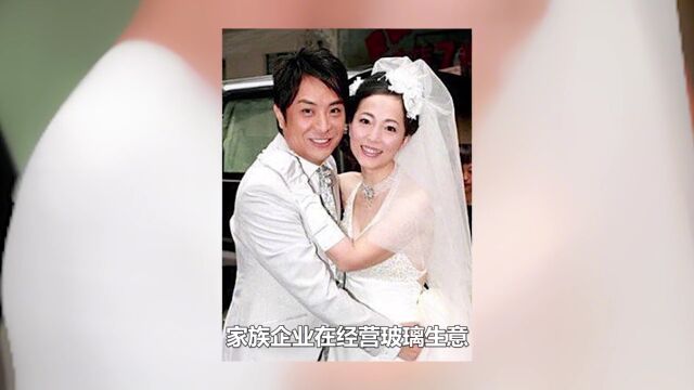 苑琼丹 中国香港第一“丑女”,45岁嫁入豪门,被富豪老公宠上天