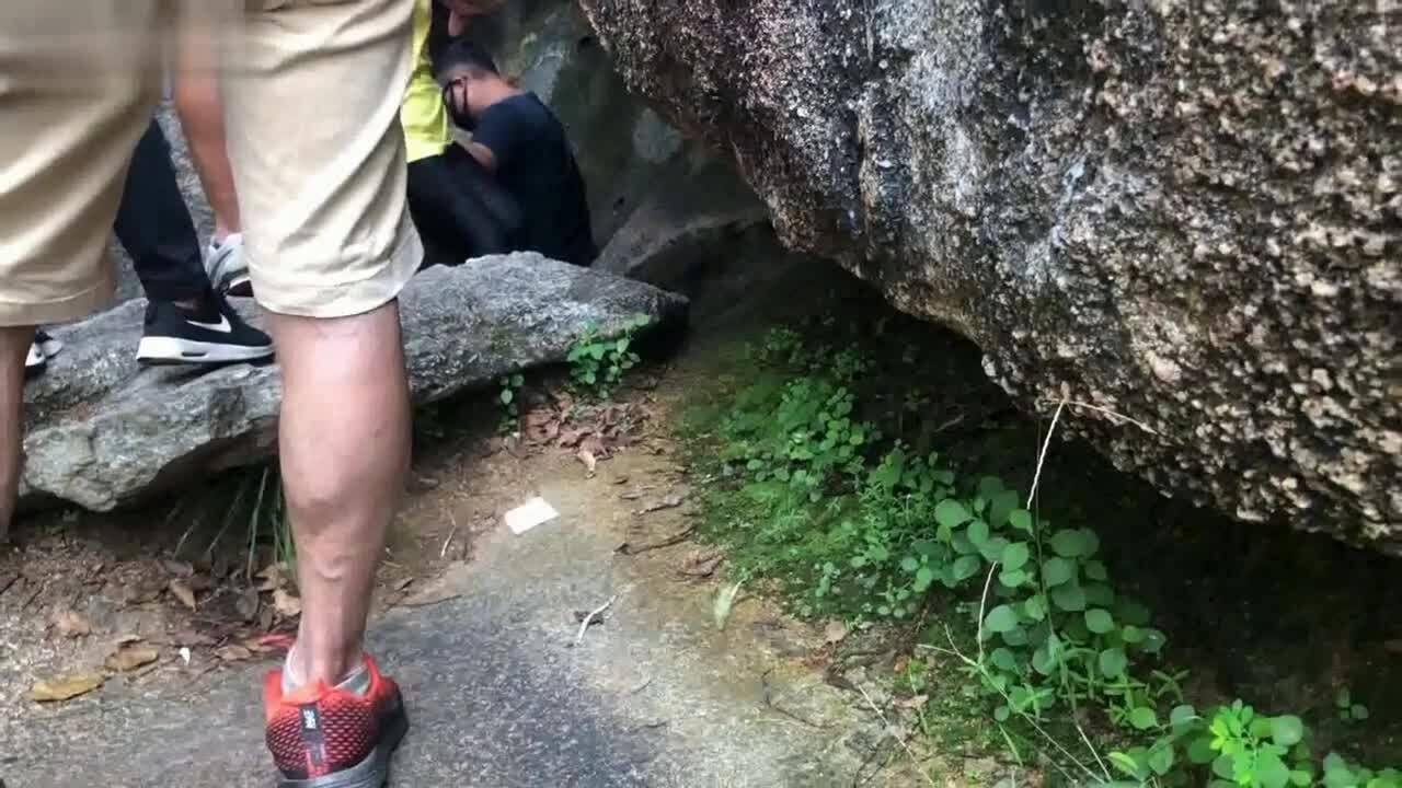 香港生活:香港長洲打卡勝地探險張保仔洞,進入洞後哭笑不得最矮地方1