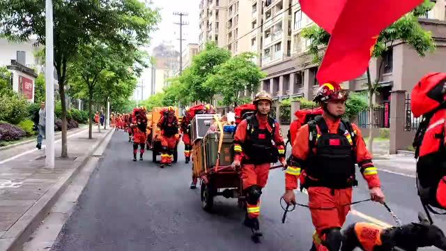 “防灾减灾在行动”|黄山消防组织开展地震救援实战拉动演练