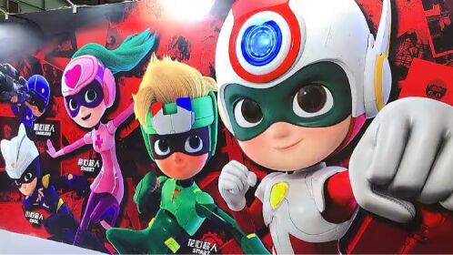 曾经的开心超人出第三部电影了快来和开心超人一起守护星星球!