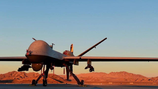 mq-9无人机,飞行的"死神"价格昂贵,一亿美元^一架!