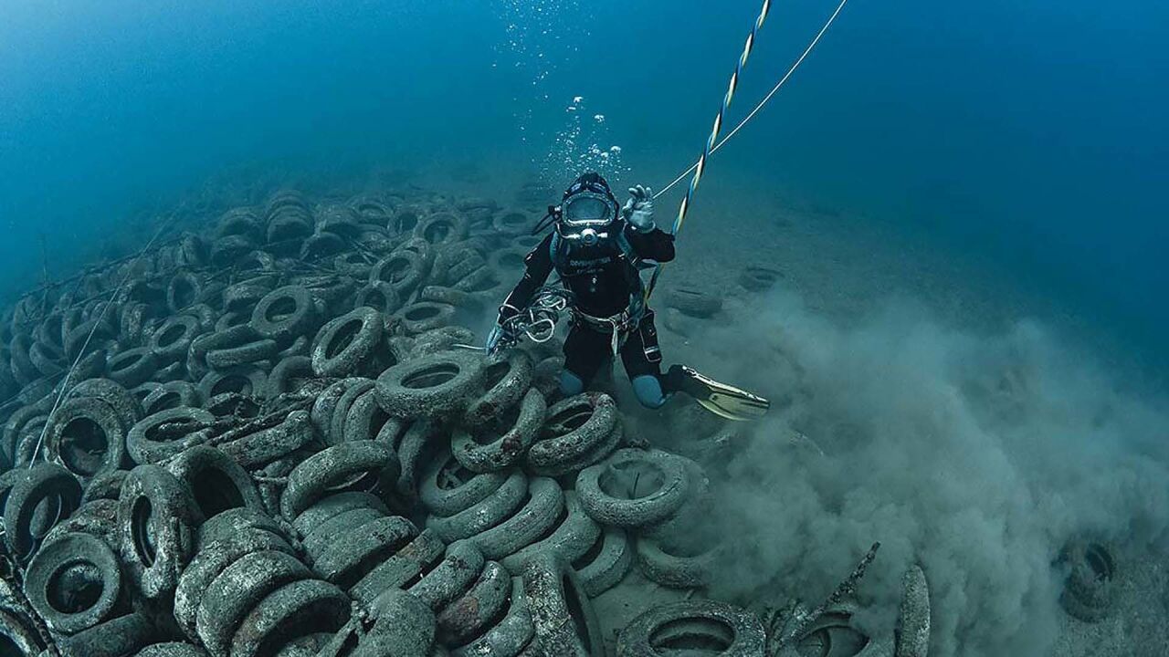 美国人自作聪明,将200万个轮胎沉入海底,四十年后付出惨痛代价