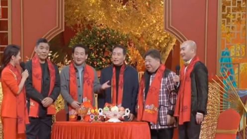 梁天、屠洪刚、杨立新、刘金山做客北京台春晚合唱《寻找快乐》！
