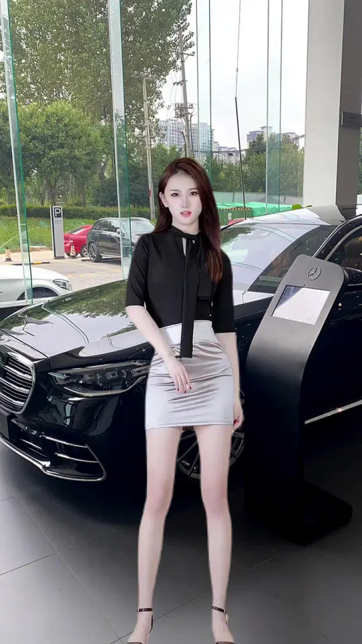 论销售颜值还得是奔驰#梅赛德斯奔驰 #奔驰女销售