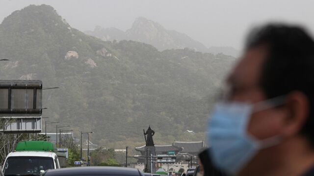 沙尘天气侵袭韩日:韩国全境预警,日本局地可见度不足5公里