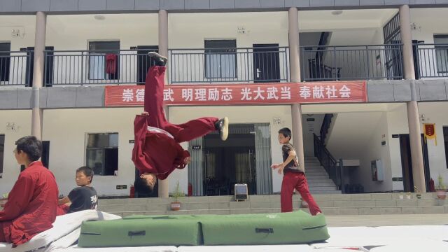 湖北省丹江口市.武当山文武学校招生中