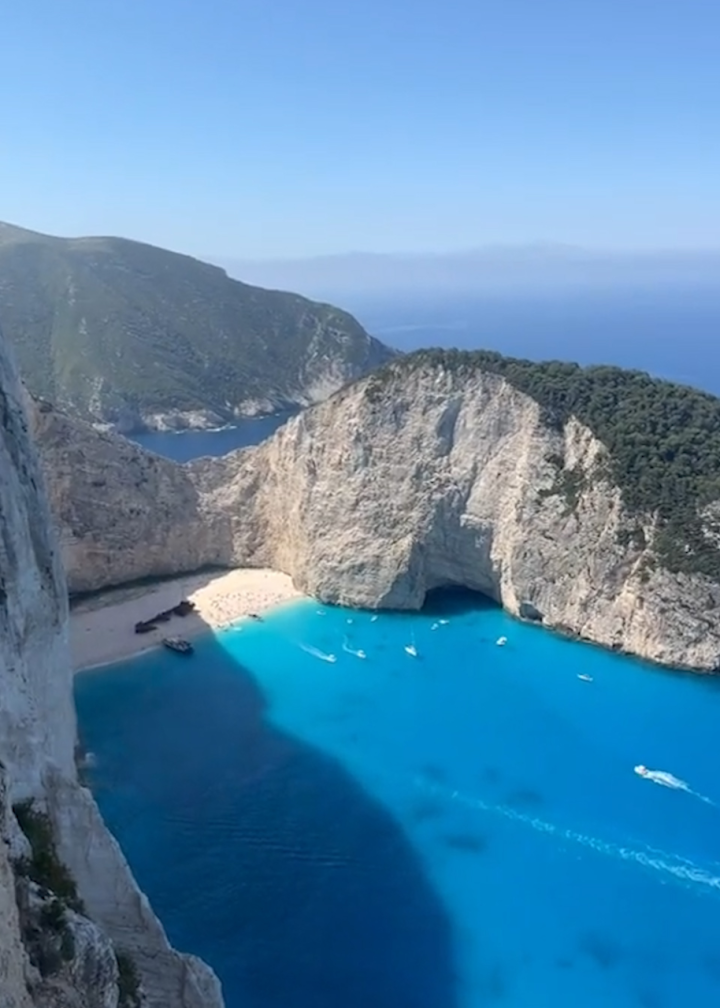 《太阳的后裔》取景地:希腊扎金索斯沉船湾