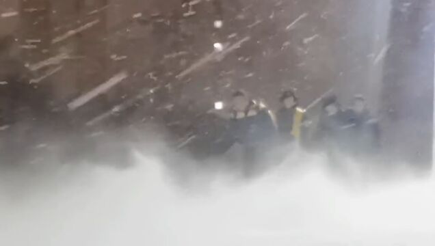 辽源站扫雪