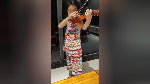 23生：小女孩拉小提琴（五）