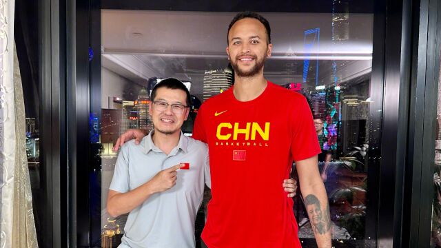 官宣!30岁NBA前锋加盟中国男篮 李凯尔:为国家队打球是我的骄傲