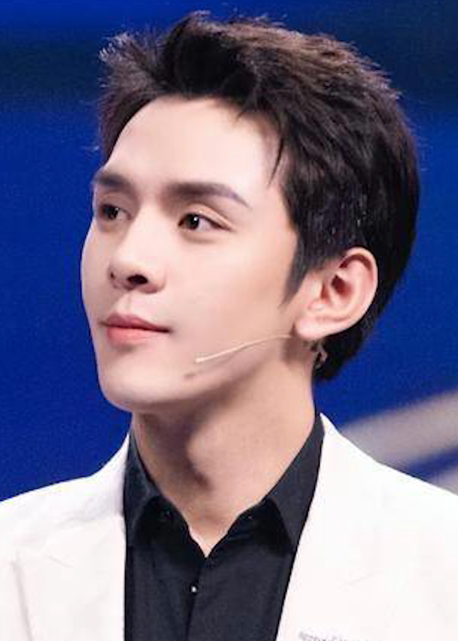 网传李佳琦在双11后停止直播本人现身直播间辟谣传闻