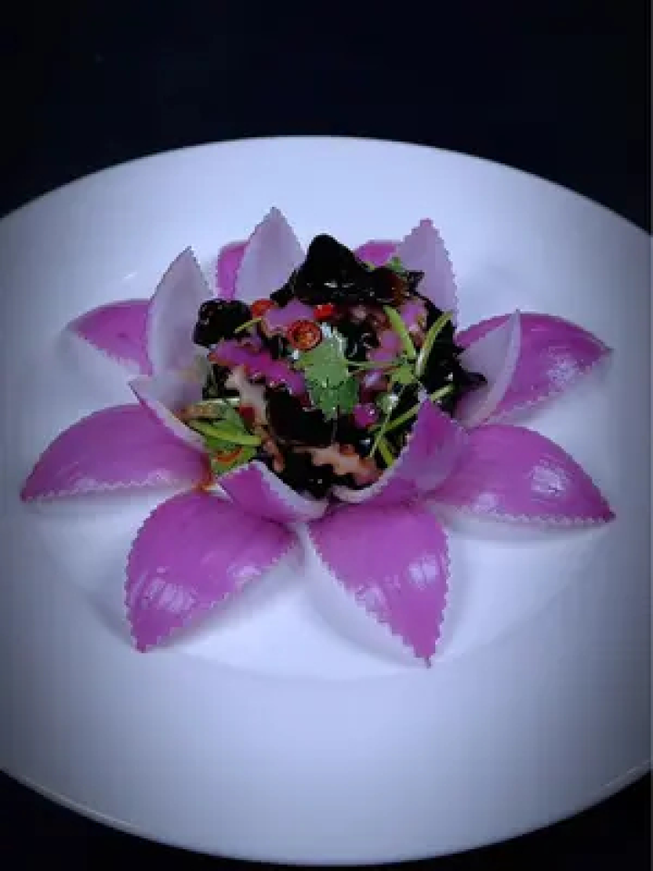 用心做菜 #吃出仪式感 #荷花 #摆盘技巧