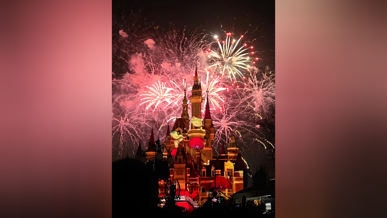 因空气污染上海迪士尼连续三日取消夜间烟花表演