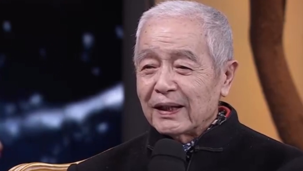 李连生老师看到昔日的自己,内心很是触动,让他回忆起过去的种种