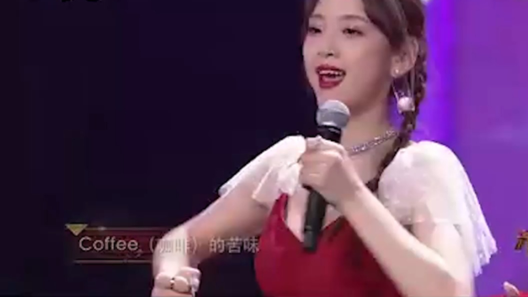 青春美少女组合演唱《快乐宝贝》,旋律动感,瞬间带动全场