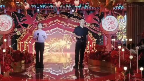 《牡丹花与放羊娃》高春燕 白升兵演唱