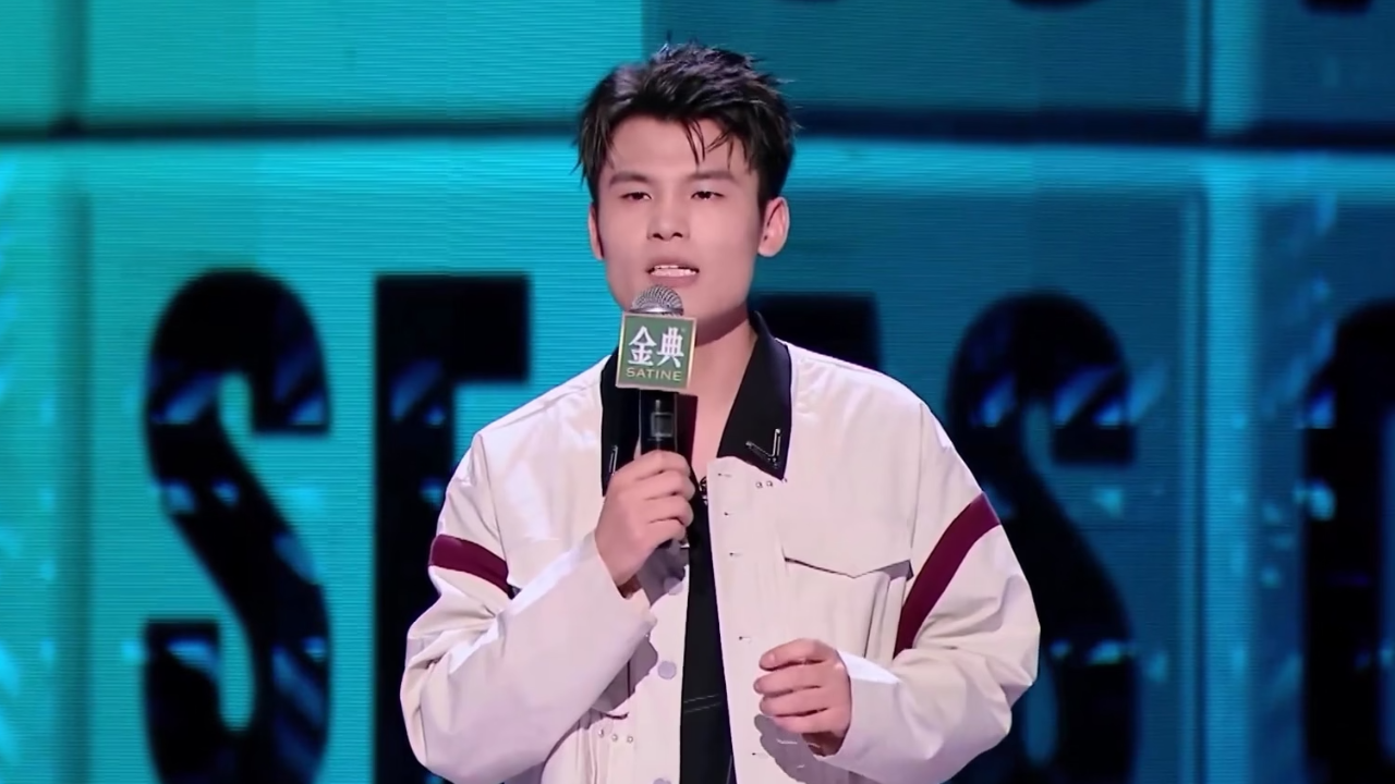 爆梗脱口秀丨何广智还原跟徐志胜走红毯,普通得过于耀眼