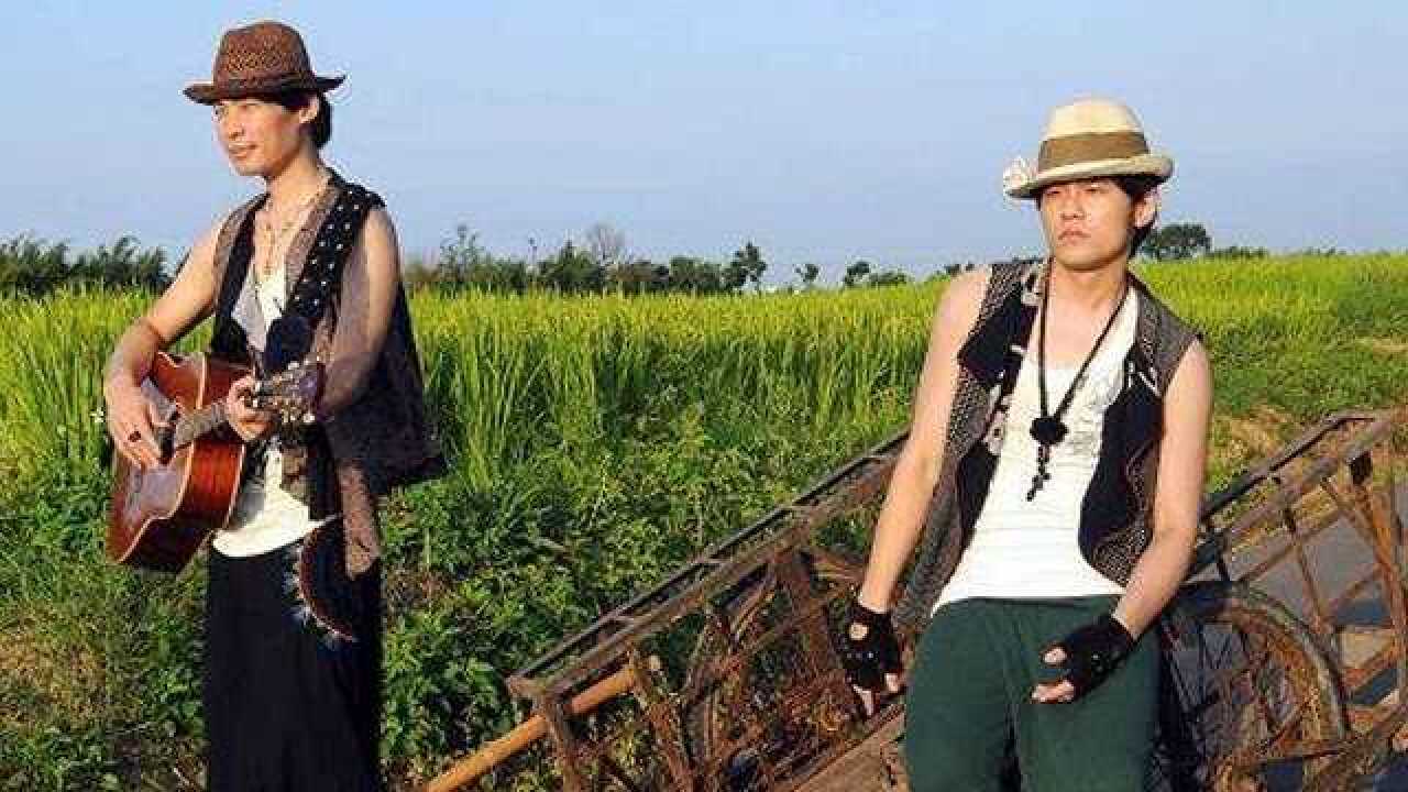 周杰伦精彩MV_周杰伦《雨下一整晚》官方版_高清1080P在线观看平台_腾讯视频