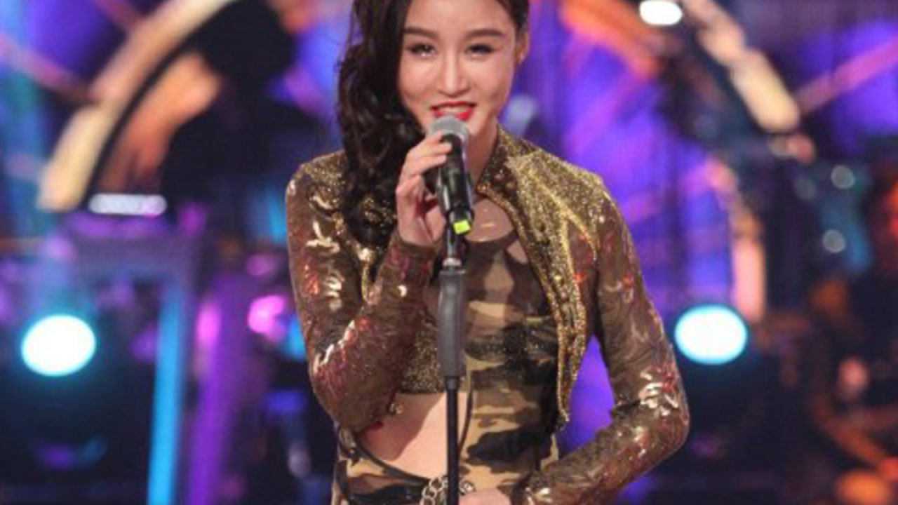 性感女神刘羽琦曾参演限制级电影被批花瓶疑暗讽昆凌靠周杰伦上位
