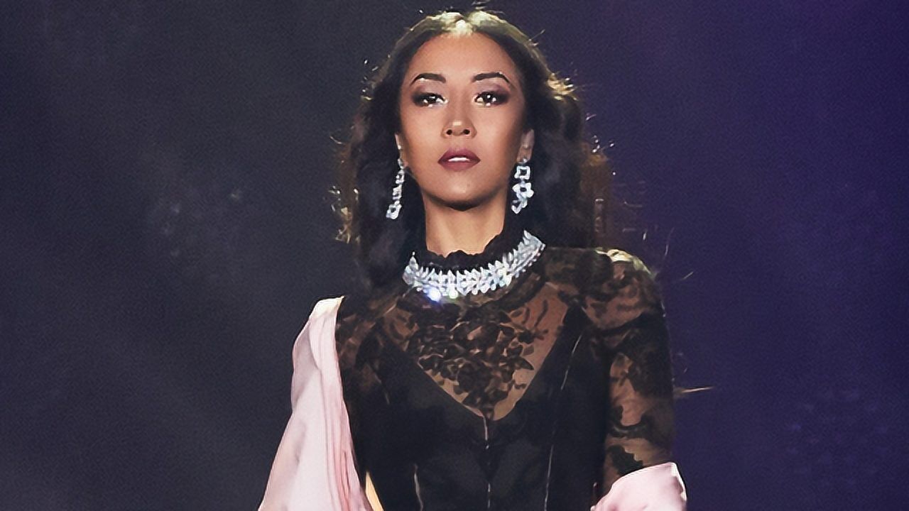 歌手当打之年纯享版吉克隽逸彩色的黑