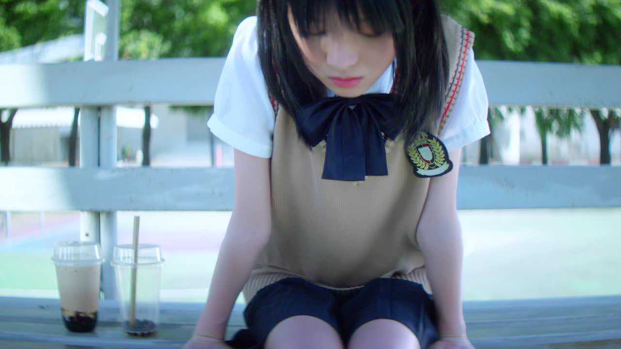 nono洪一诺"暗恋"moment,揭秘校服美少女的小情愫